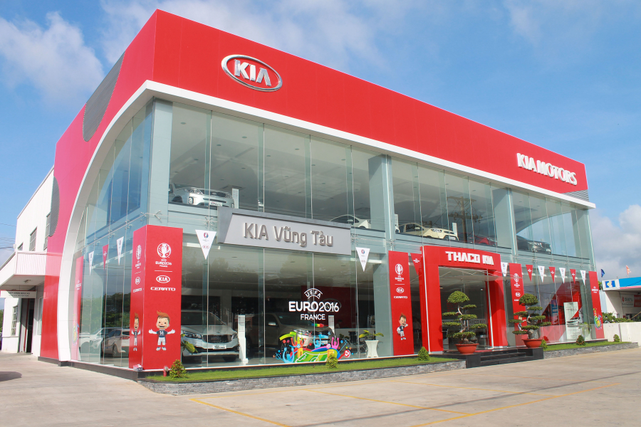 THI CÔNG MẶT DỰNG ALU - SHOWROOM KIA MOTORS