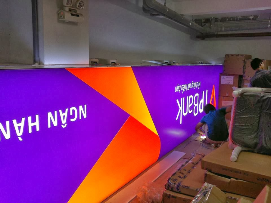 BẢNG HIỆU BẠC KHÔNG GÂN TP BANK